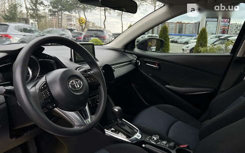 Toyota Yaris 2016 - фото 16