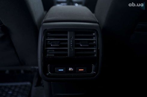 Volkswagen Passat 2018 - фото 29