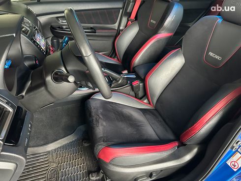 Subaru WRX 2019 синий - фото 25
