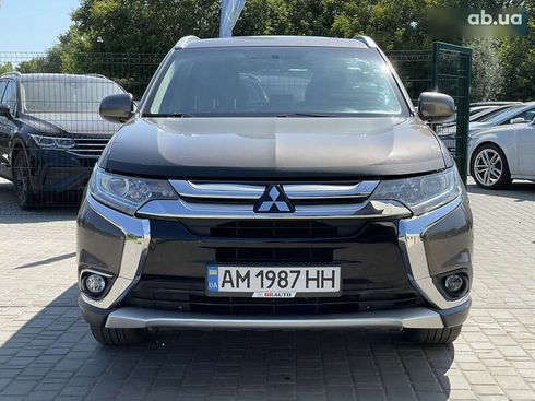 Mitsubishi Outlander 2016 - фото 5