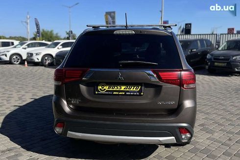 Mitsubishi Outlander 2015 - фото 6