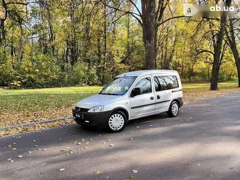 Opel Combo Life 2005 - фото 10