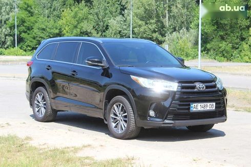Toyota Highlander 2017 - фото 9
