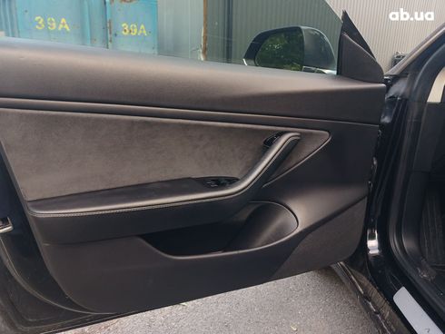 Tesla Model 3 2019 черный - фото 9