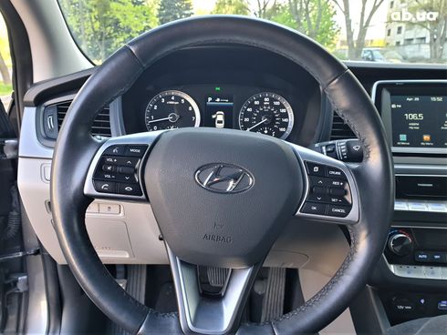 Hyundai Sonata 2019 серый - фото 12