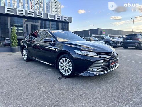 Toyota Camry 2019 - фото 22