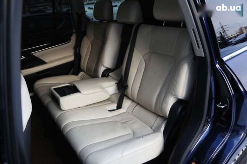 Lexus LX 2016 - фото 10