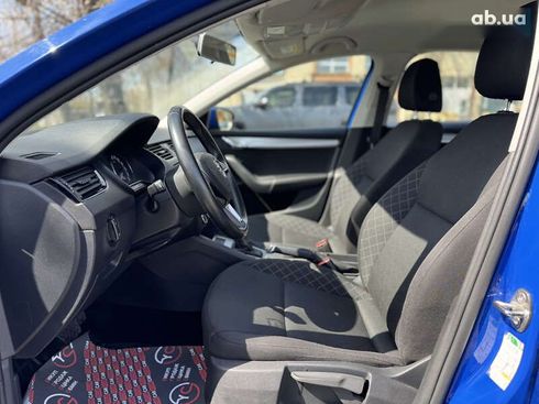 Skoda Octavia 2020 - фото 21