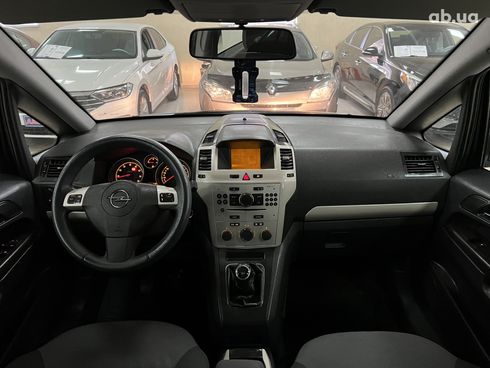 Opel Zafira 2008 серебристый - фото 13