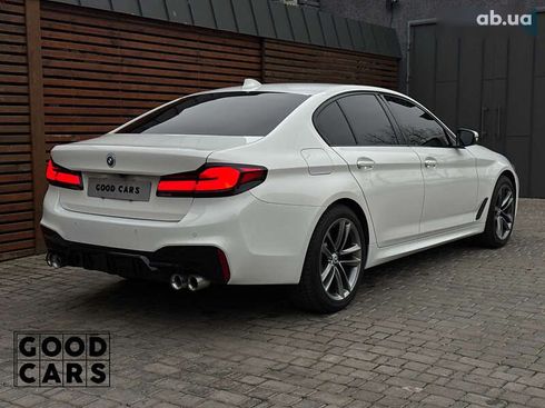BMW 5 серия 2020 - фото 7