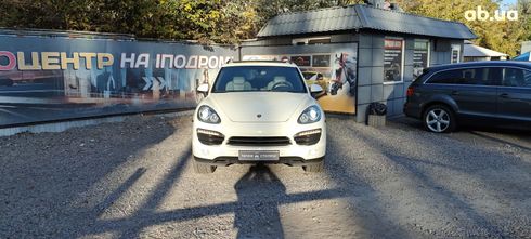 Porsche Cayenne 2013 белый - фото 2