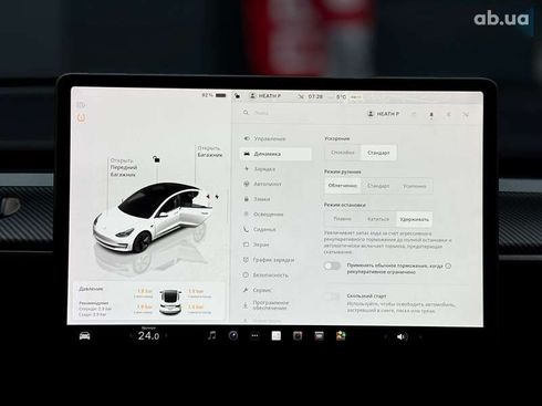 Tesla Model 3 2022 - фото 19