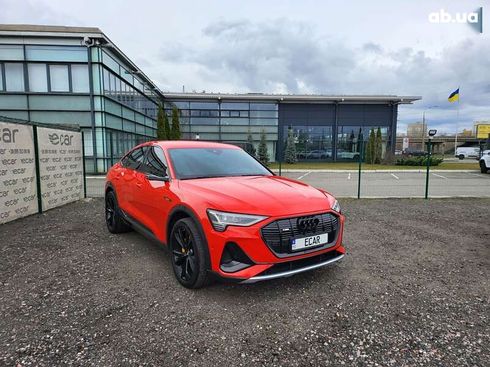 Audi E-Tron 2020 - фото 9