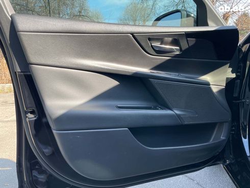 Jaguar XE 2016 черный - фото 52