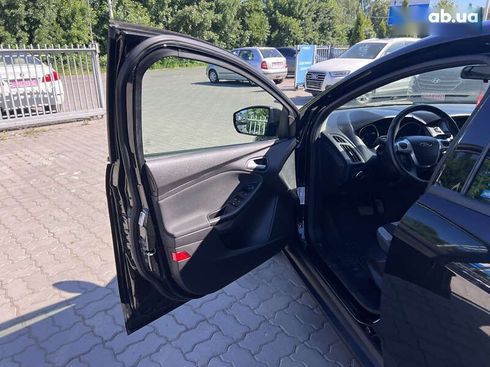 Ford Focus 2014 - фото 17