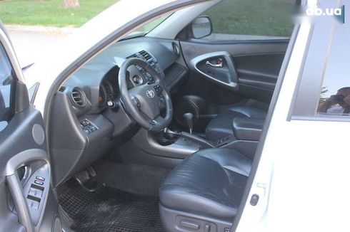 Toyota RAV4 2011 - фото 30