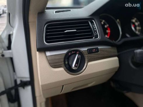 Volkswagen Passat 2017 - фото 24