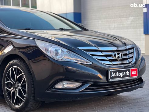 Hyundai Sonata 2012 черный - фото 3