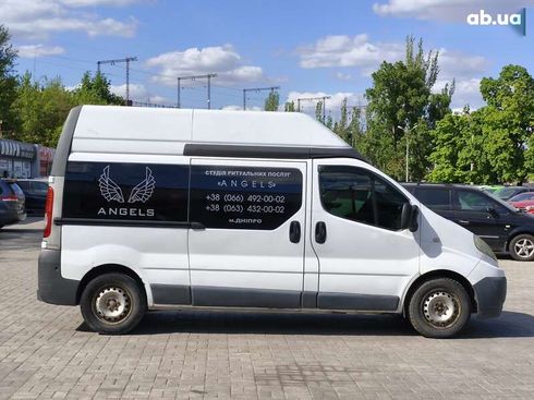 Renault Trafic 2008 - фото 4