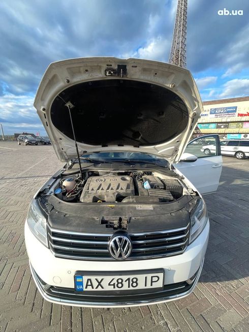 Volkswagen Passat 2014 белый - фото 17