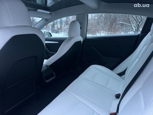 Tesla Model 3 2021 белый - фото 19