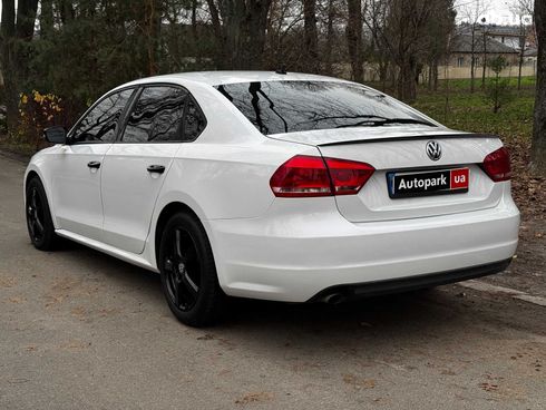 Volkswagen Passat 2013 белый - фото 9