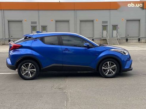 Toyota C-HR 2018 - фото 5