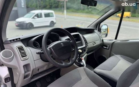 Renault Trafic 2012 - фото 8