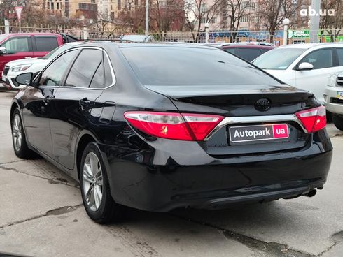 Toyota Camry 2016 черный - фото 8