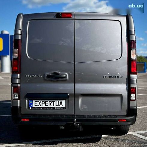 Renault Trafic 2019 - фото 4