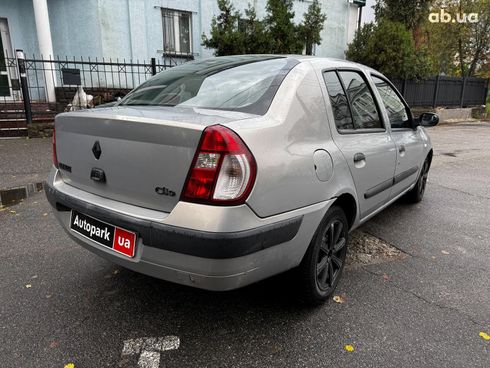 Renault Clio 2006 серый - фото 6