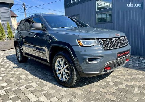 Jeep Grand Cherokee 2018 - фото 12