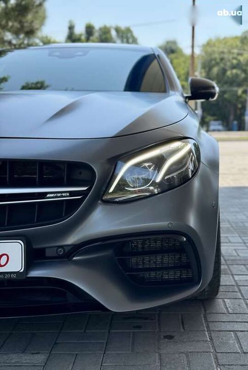 Mercedes-Benz E-Класс 2018 - фото 7