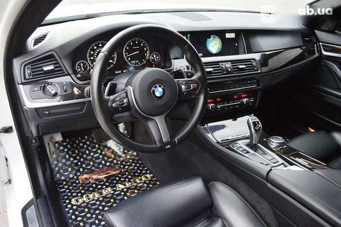BMW 5 серия 2016 - фото 30