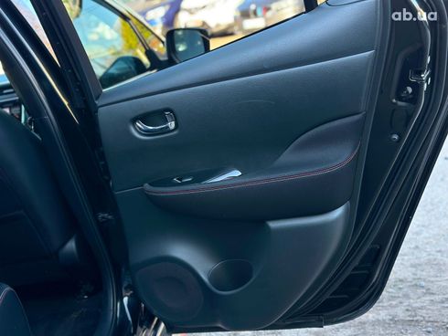 Nissan Leaf 2018 синий - фото 29