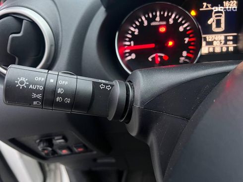 Nissan Qashqai 2011 белый - фото 53