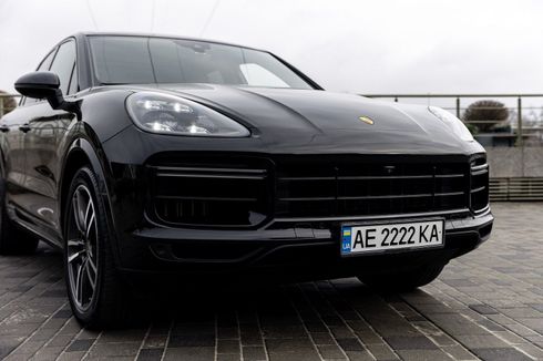 Porsche Cayenne 2018 - фото 2