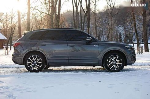 Volkswagen Touareg 2019 - фото 11