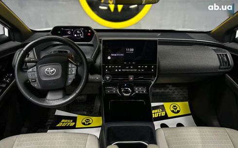 Toyota bZ 2022 - фото 18