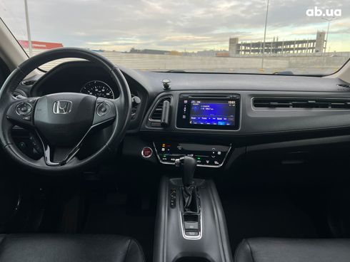 Honda HR-V 2016 серый - фото 20