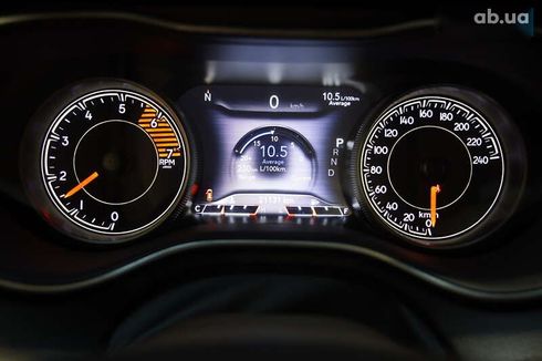 Jeep Cherokee 2019 - фото 24