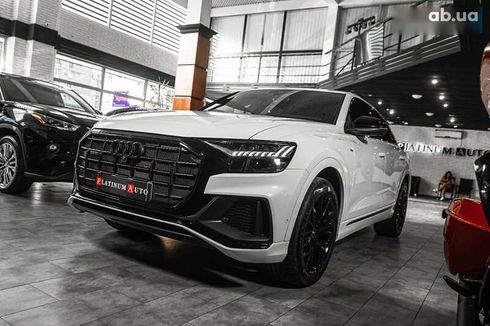 Audi Q8 2021 - фото 14