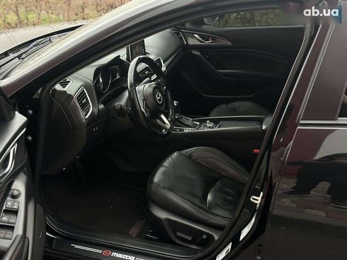 Mazda 3 2017 - фото 14