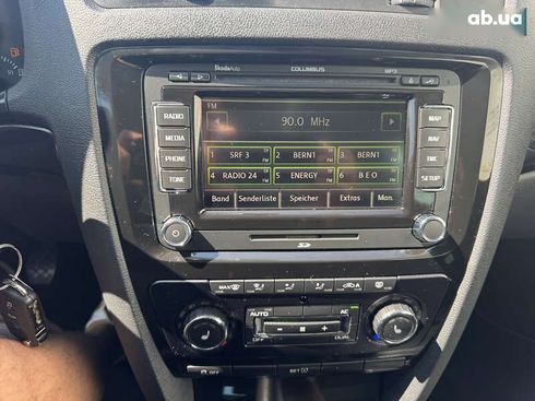 Skoda Octavia 2012 - фото 22