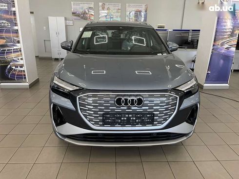 Audi Q4 e-tron 2025 - фото 2