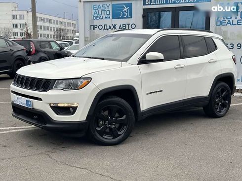 Jeep Compass 2017 - фото 7