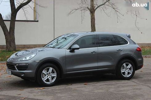 Porsche Cayenne 2011 - фото 4