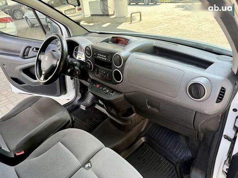 Peugeot Partner 2014 - фото 17