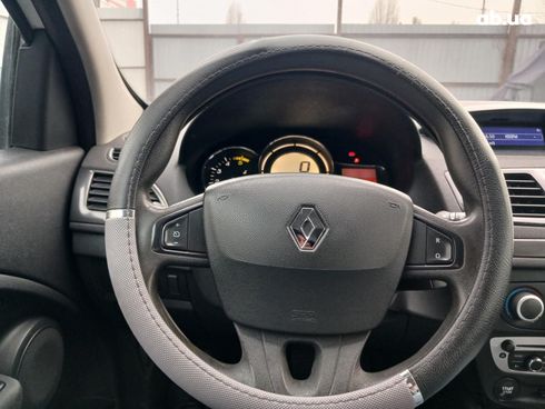 Renault Megane 2015 белый - фото 11