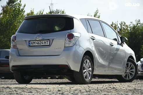 Toyota Verso 2015 - фото 12